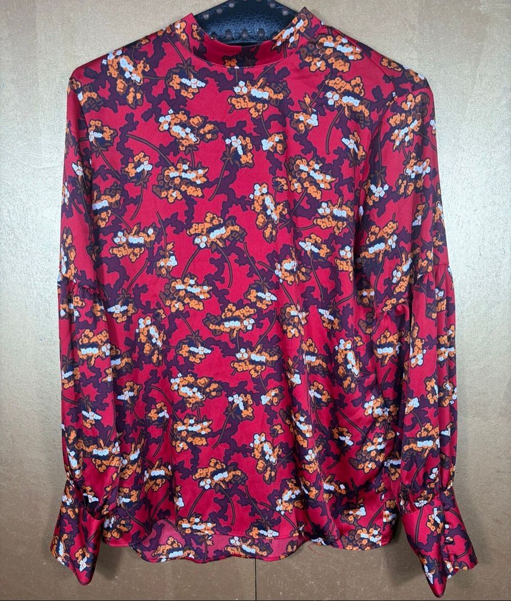 Ann Taylor women's all season flowers blouse buttons down red orange white size